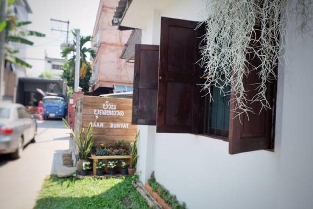 Hotel Baan Bunyat Chiang Mai Esterno foto
