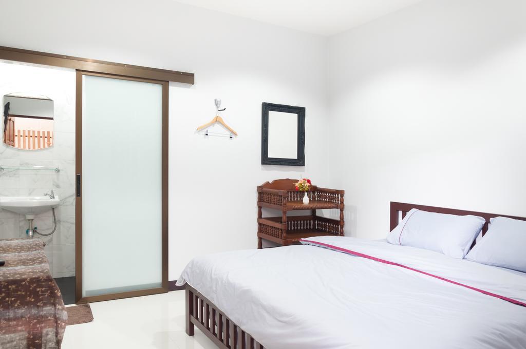 Hotel Baan Bunyat Chiang Mai Esterno foto