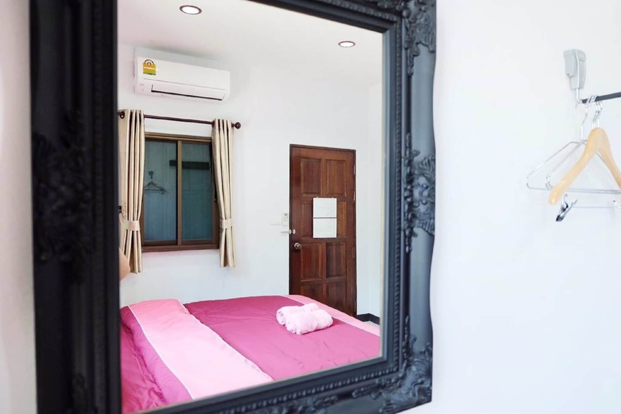 Hotel Baan Bunyat Chiang Mai Esterno foto