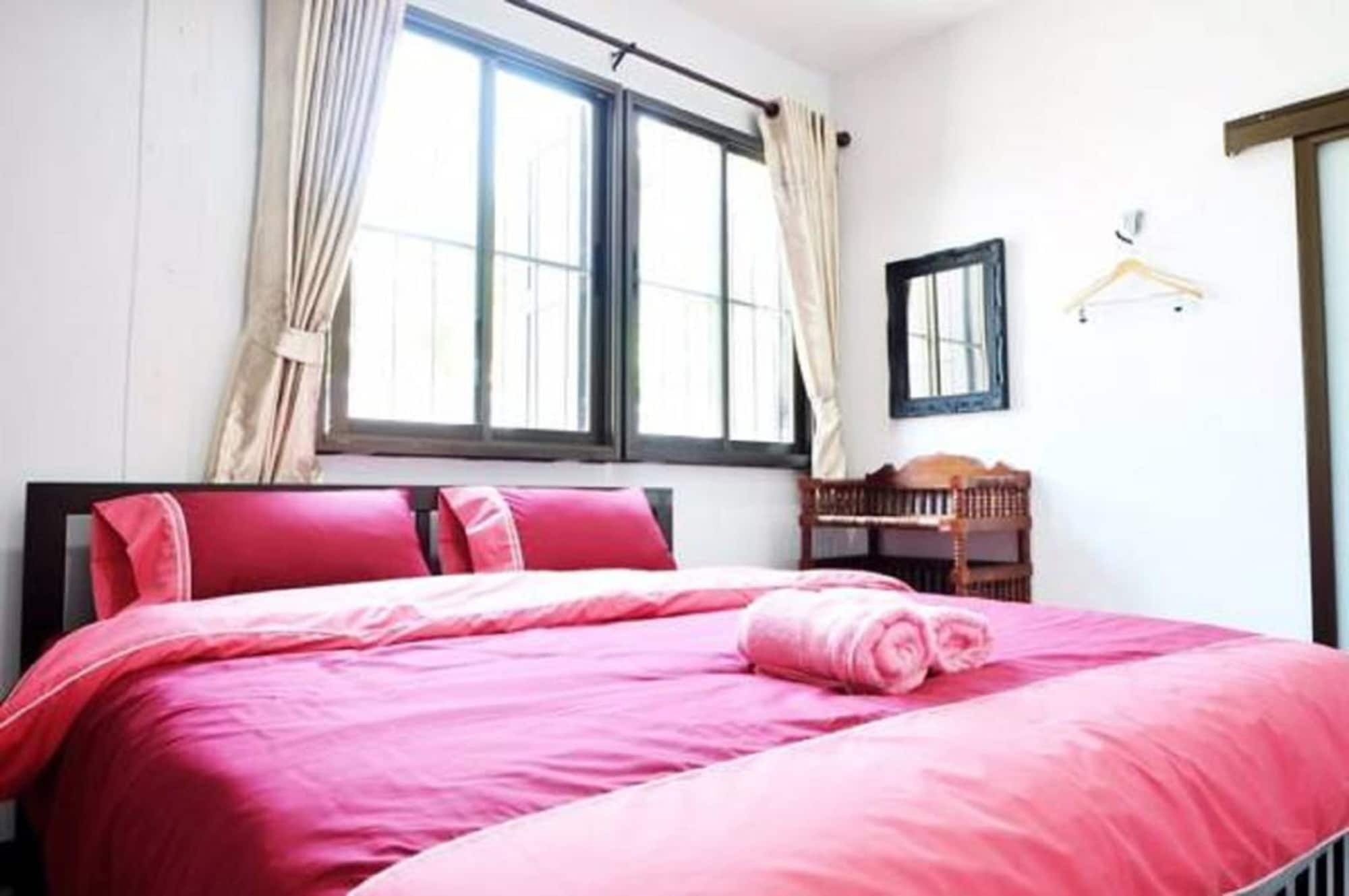 Hotel Baan Bunyat Chiang Mai Esterno foto